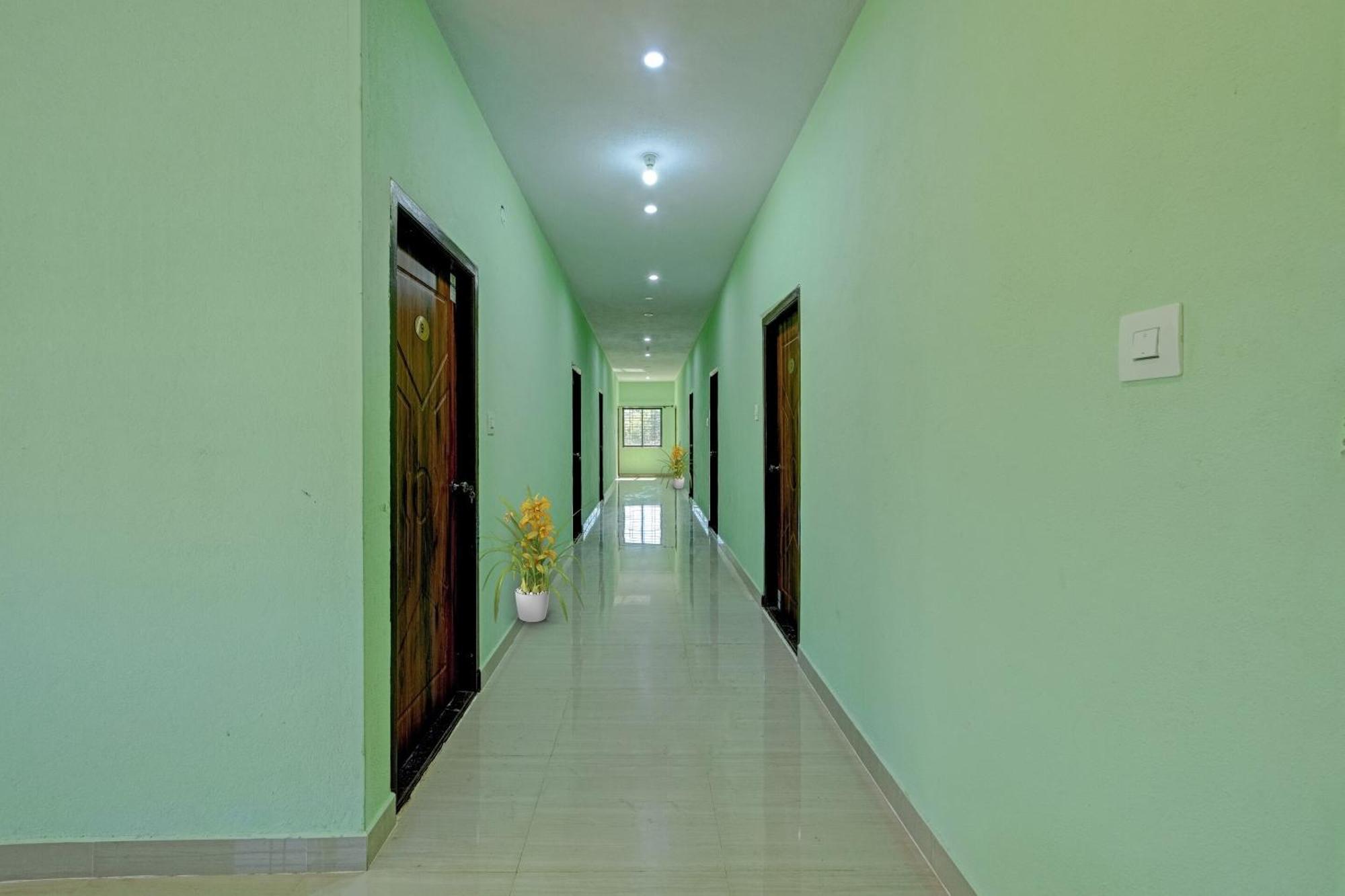 Spot On B R Comforts Krs Back Water Hotel Hosa Kannambādi Exterior photo